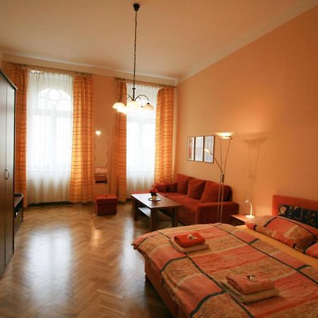 Apartment No. 19 Jaltska 3 Карлови Вари Екстериор снимка